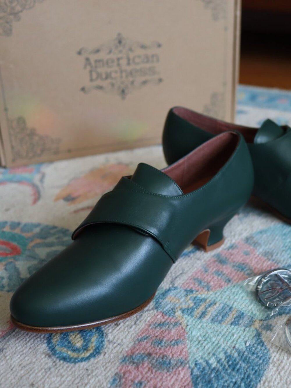 American Duchess Kensington 18th Century Leather Shoes, size 7, Green, NIB